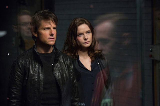 Tom Cruise y Rebecca Ferguson en una escena de Misión Imposible: Nación Secreta