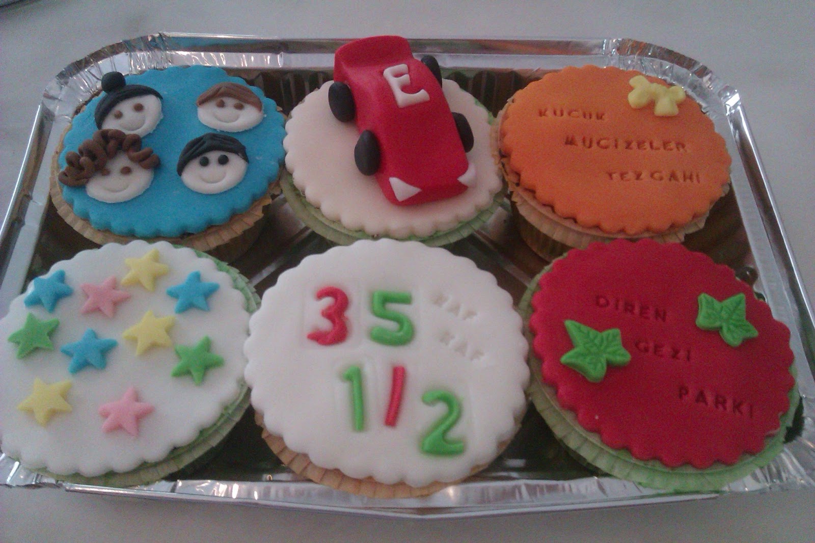 İzmir Pasta Atölyesi ile Cupcake Kursu Küçük Dünya Gezgini