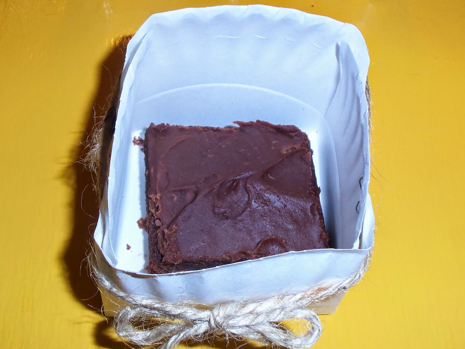 live. love. scrap. Gift Basket Made From Paper Plate