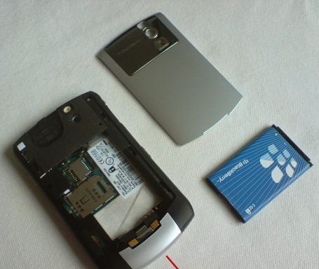 melepas casing blackberry curve 8310 melepas casing blackberry curve 8310