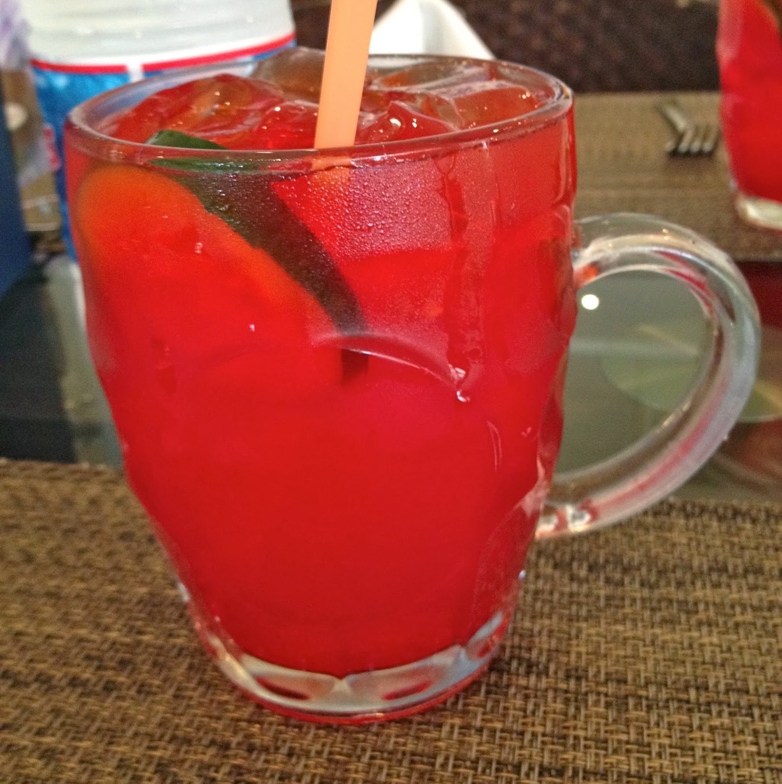 Simple Way On How to Make Nigerian Chapman Drink.... Menaverohblog