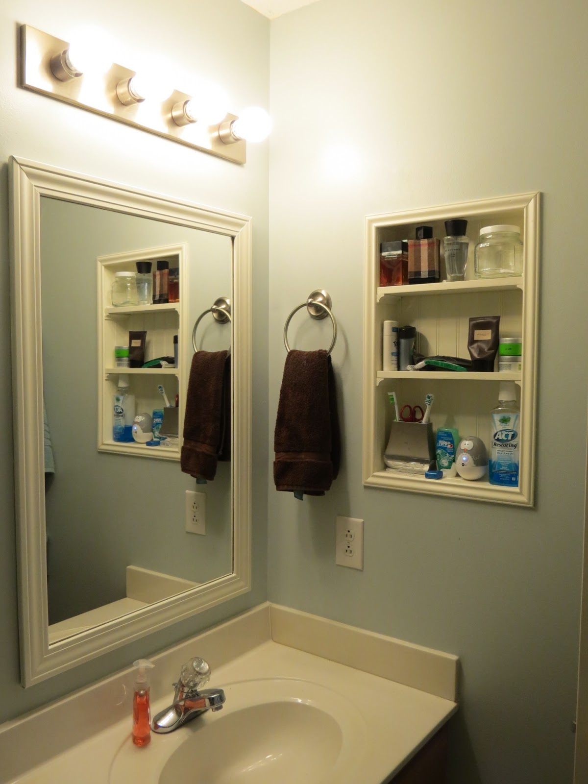 26 Cool Bathroom Shelves Between Studs