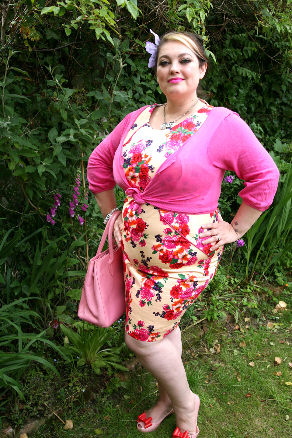 Fat Chick In Floral BodyCon Dress Alert Pamper and Curves