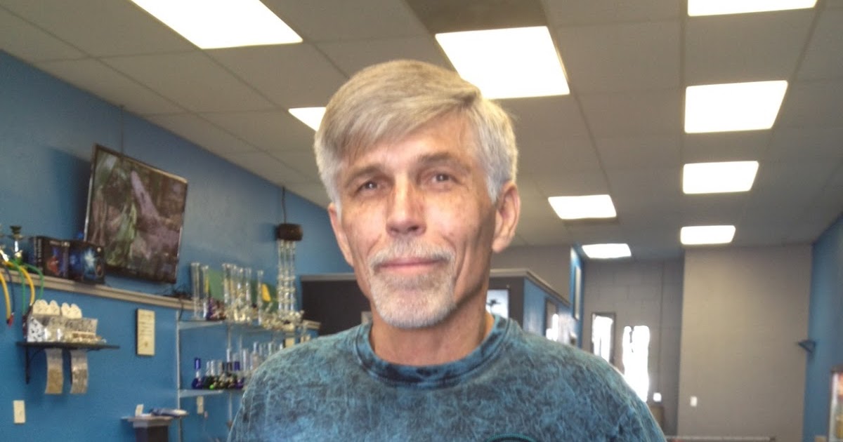 Bizmojo Idaho E Cigarette Store The Vapor Door Opens On West