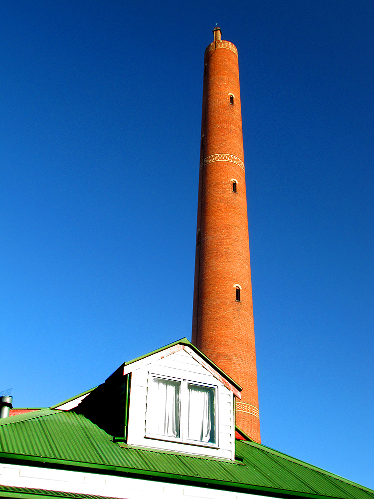 The Compleat Traveller Things You Discover Walking Clifton Hill Shot Tower