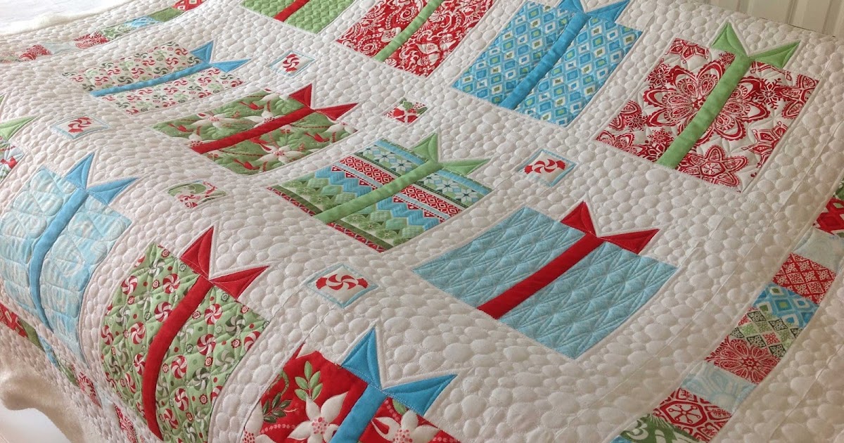 Fabadashery Longarm Quilting Christmas is coming.. Flurry Quilt by