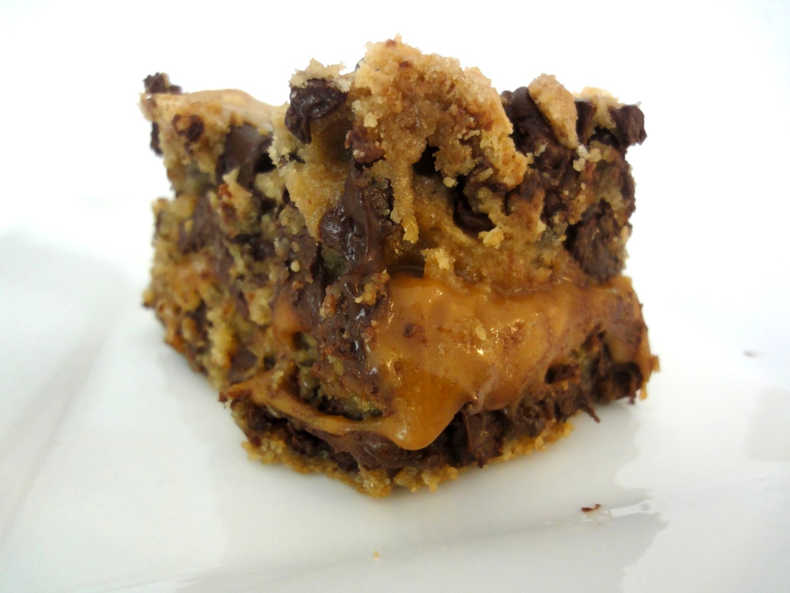 Blog as you Bake Salted Caramel Chocolate Chip Cookie Bars