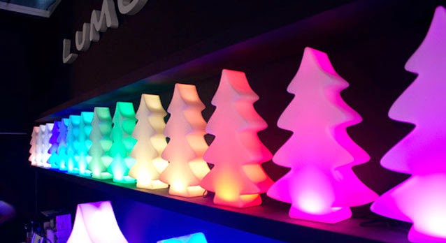 Lumenio LED verlichte kerstboom in de maten maxi, mini en micro ... Lumenio LED verlichte kerstboom in de maten maxi, mini en micro ...
