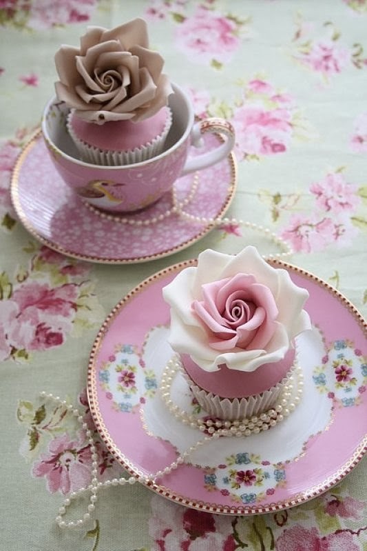 Beautiful Bridal Tea Party Centerpiece Ideas