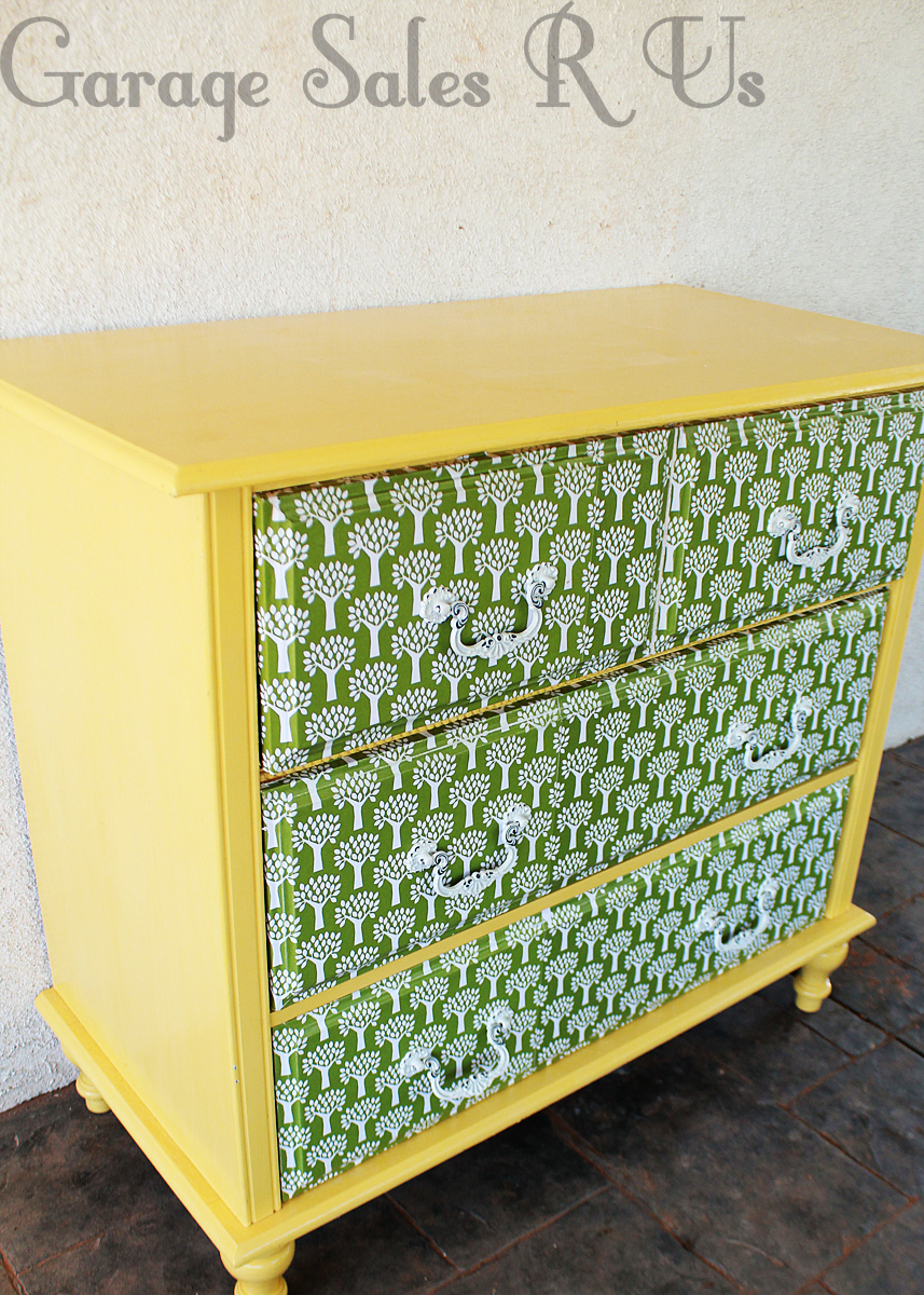 Garage Sales R Us How to Mod Podge dresser drawers