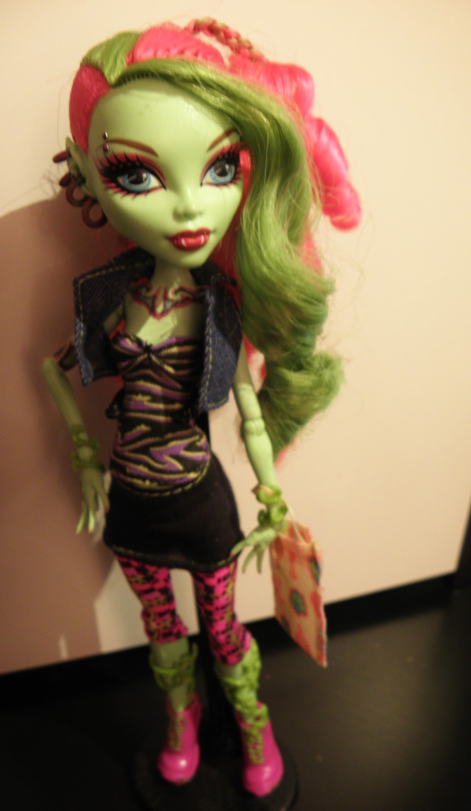 Monster High Dolls Toxic D.