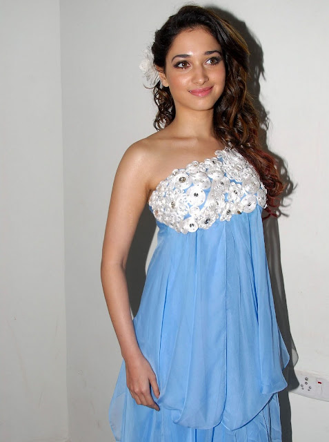 Tollywood ActressTamanna Latest Photos at Oosaravelli Audio Function gallery pictures Tollywood ActressTamanna Latest Photos at Oosaravelli Audio Function gallery pictures