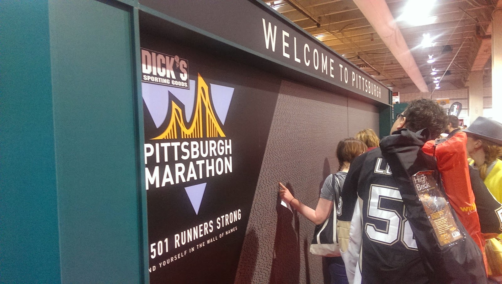 Sparkly Runner Pittsburgh Marathon Weekend The Expo