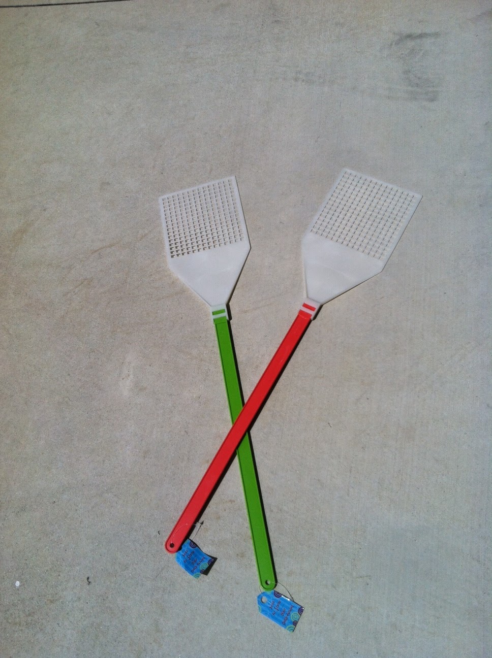 **Wolfelicious** Fly Swatters