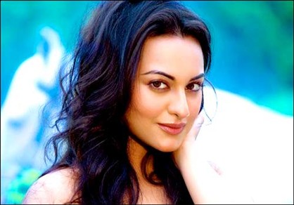 High Resolution Wallpapers Of Sonakshi Sinha. Sonakshi Sinha Hot, Bollywood