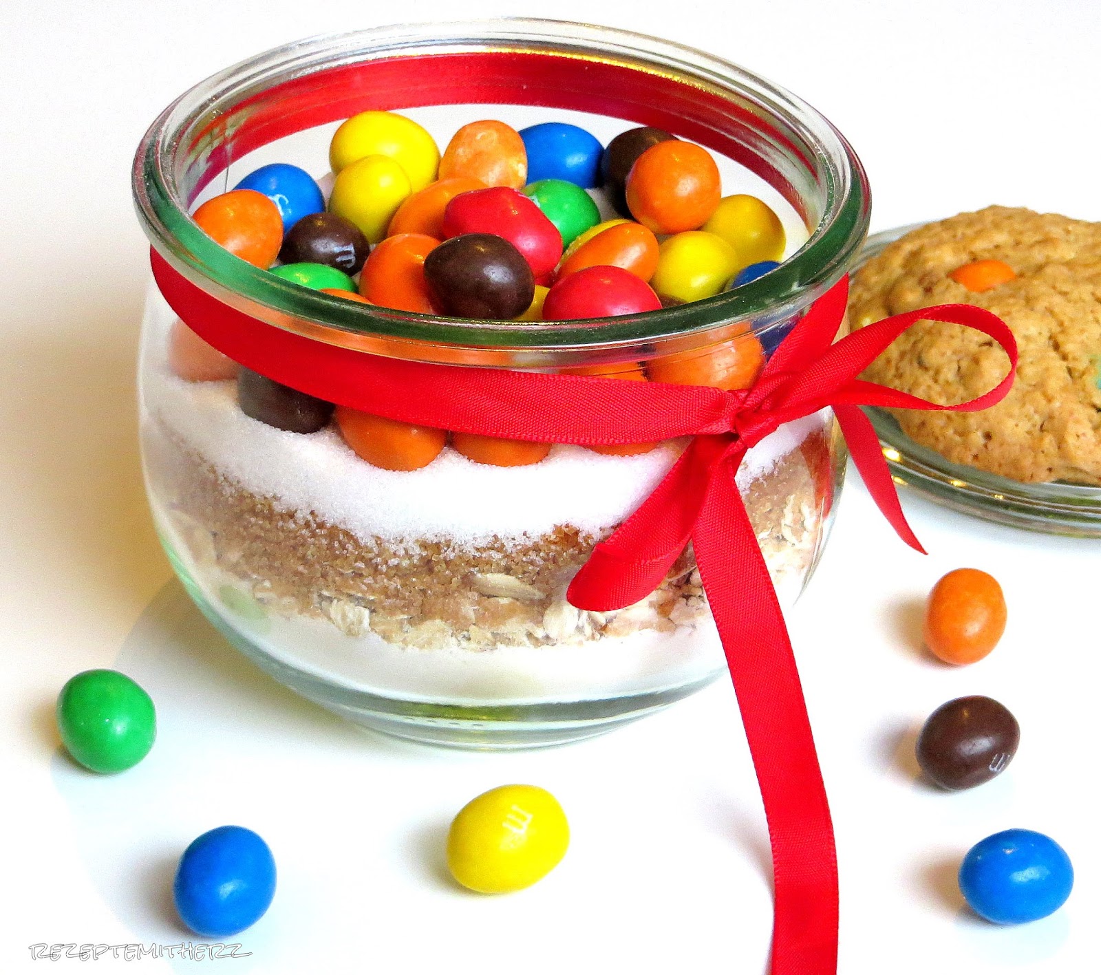 Rezepte mit Herz Backmischung im Glas Cookies mit M & Ms