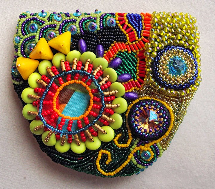 beaded pouch by Becki Applegate, front