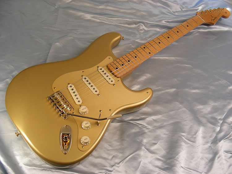 Fender 50th Anniversary GOLD Stratocaster Cool Guitars