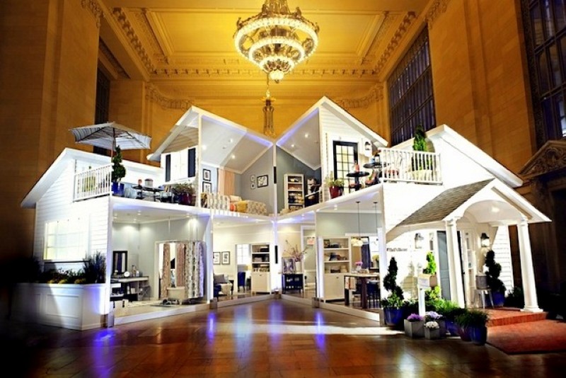 angenuity Have you seen this?...the unveiling of Target's fullsized