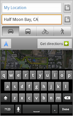 Ein Screenshot zeigt die Eingabe eines Zielorts in die Google Maps App