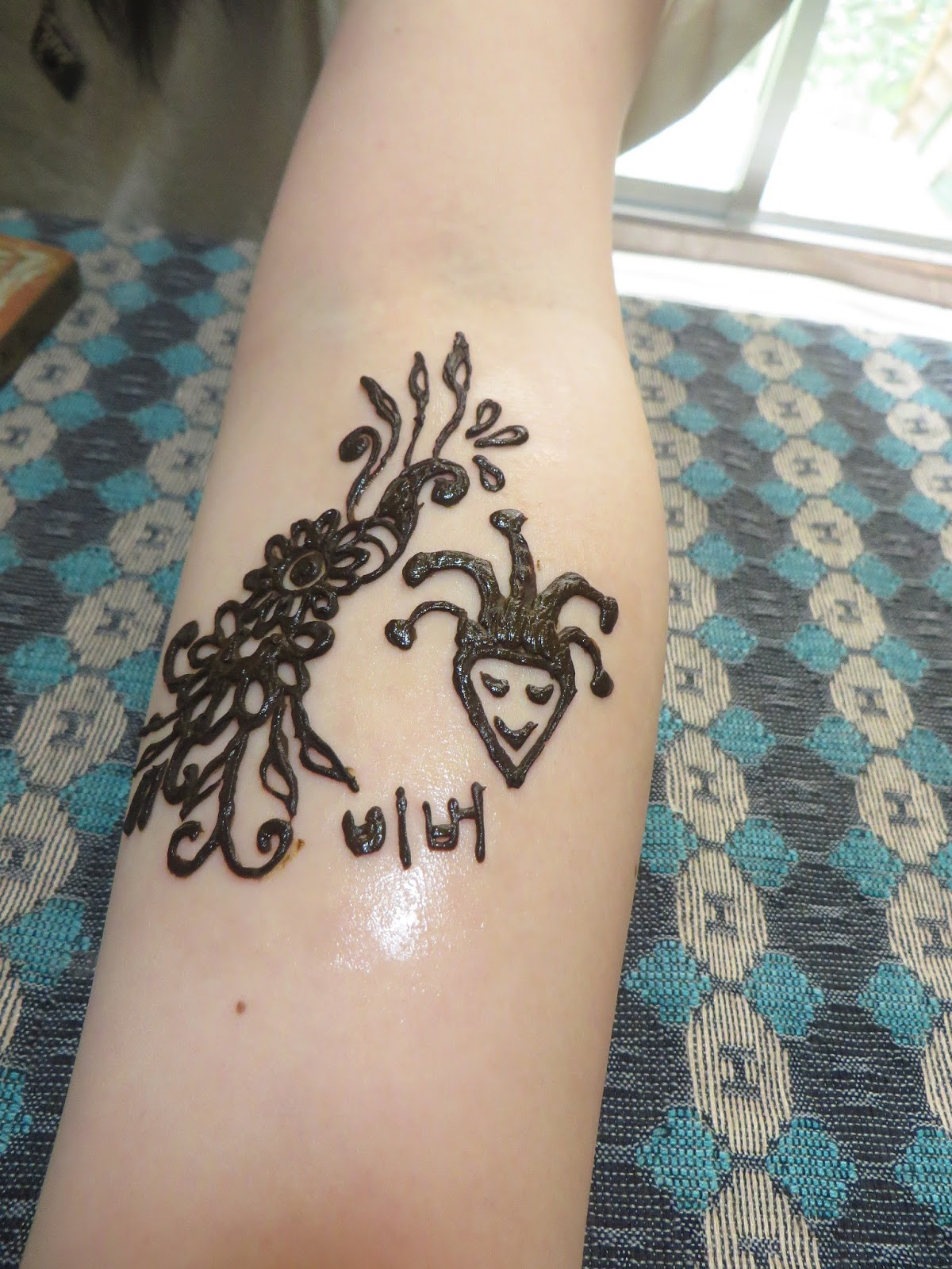 Happyヘナ 腕に描く ヘナタトゥー広島