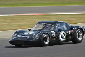 Chevron B8