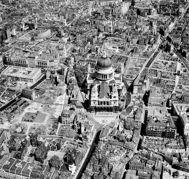 Amazing Historical Photo of St. Pauls in 1947 