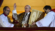 HABEMUS PAPAM!!!! POPE FRANCIS. MAY THE GOOD RISEN LORD CONTINUE TO SHOWER . mar cardeal argentino jorge mario bergoglio nomeado papa francisco faz oracao da sacada da basilica de sao pedro no vaticano para multidao de fieis que se aglomeram na praca sao pedro 