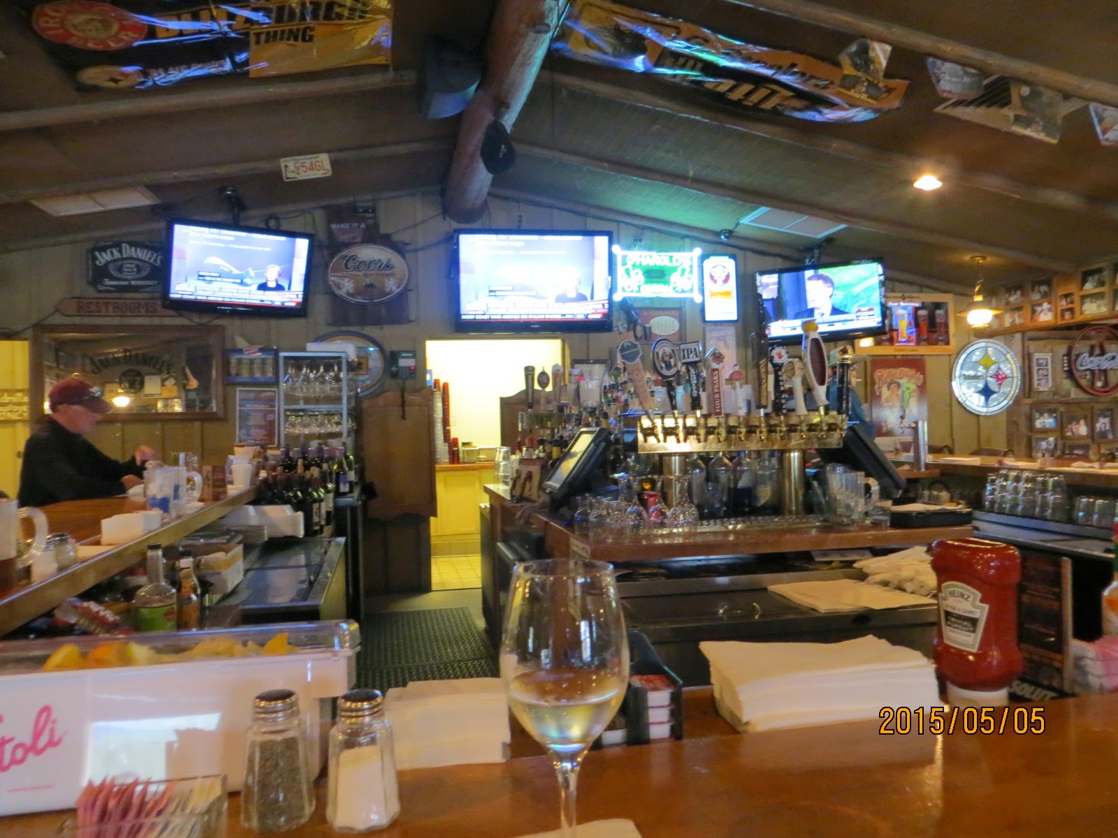 Jeeps Pubs Taverns and Bars Harold's Cave Creek Corral (Cave Creek