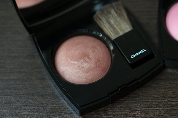 Messy Wands: Blushing with Chanel: Brume d'Or & Rose Initiale