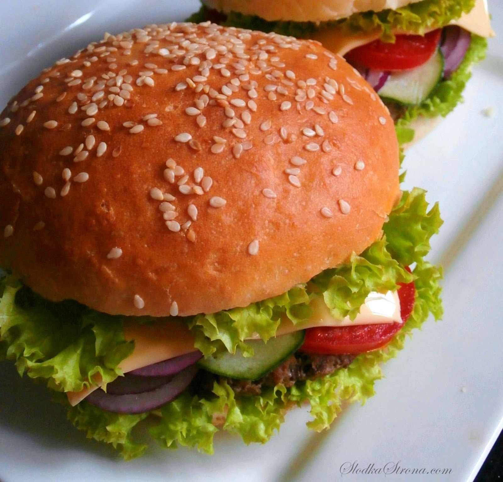 Domowy Cheeseburger - Przepis - Słodka Strona