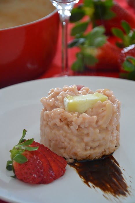 risotto alle fragole e briè con glassa di aceto balsamico