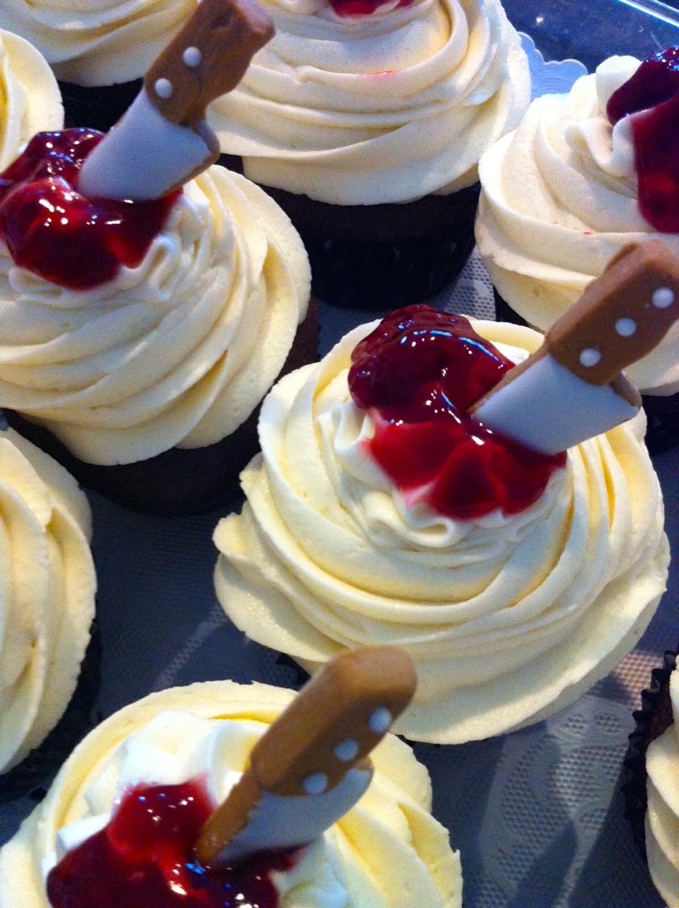 The Preppy Hostess Bloody Knife Cupcakes