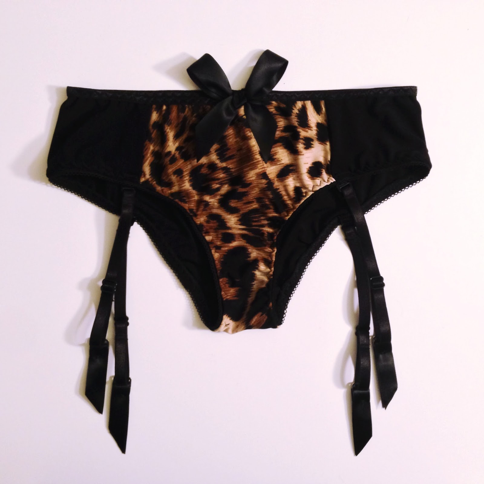 Alexandrea Anissa Kitten Panty w/ Detachable Garters