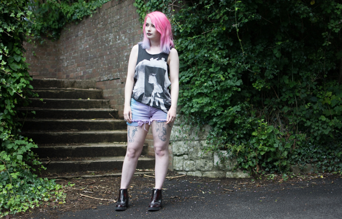 The Summer Goth Outfit