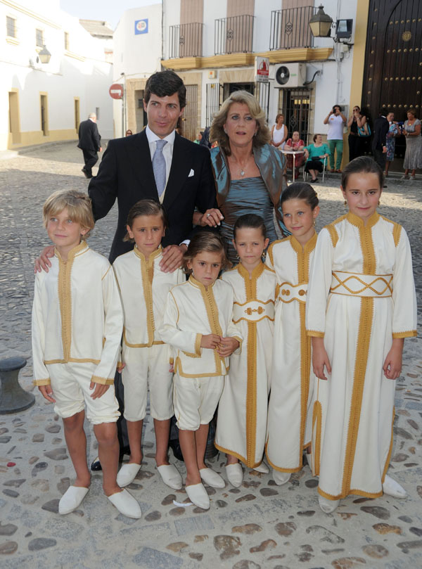 Red Carpet Wedding: Mercedes Bohorquez Domecq and Bruno Oliver Bultó