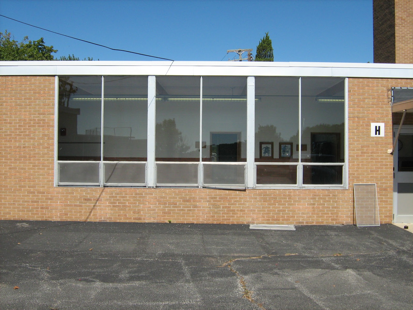 What's Happening around Ida Elementary Window Project