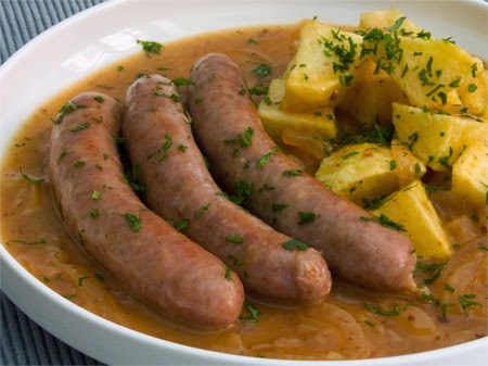 Salchichas Al Vino Blanco