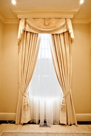 What are Valance Curtains? ~ Curtains Design Needs