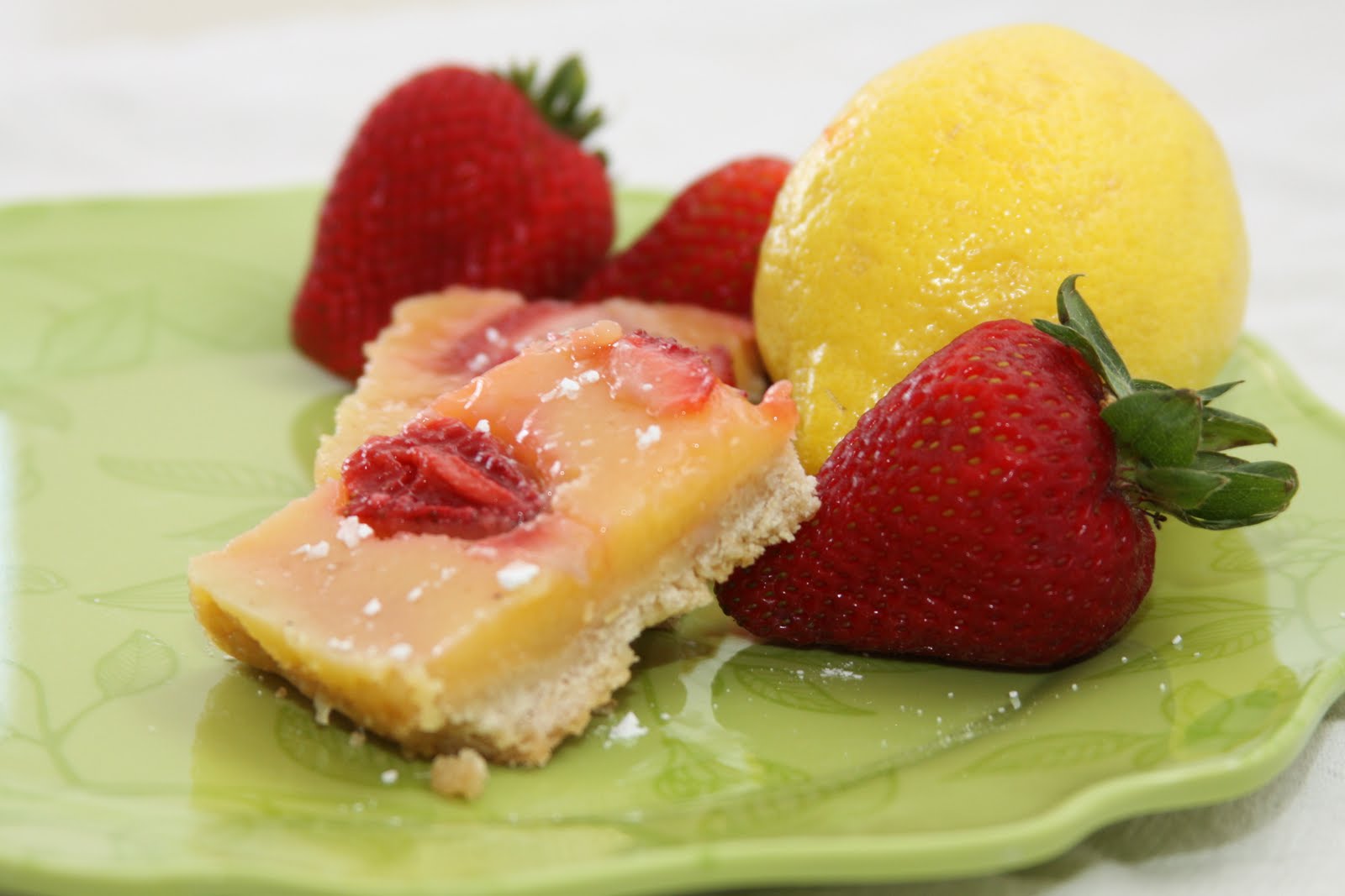Clouse Cousins Cookin' Strawberry Lemon Bars