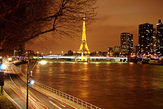 Paris Eiffel tower HD Wallpapers 2012 in Night and Day | Songs By Lyrics