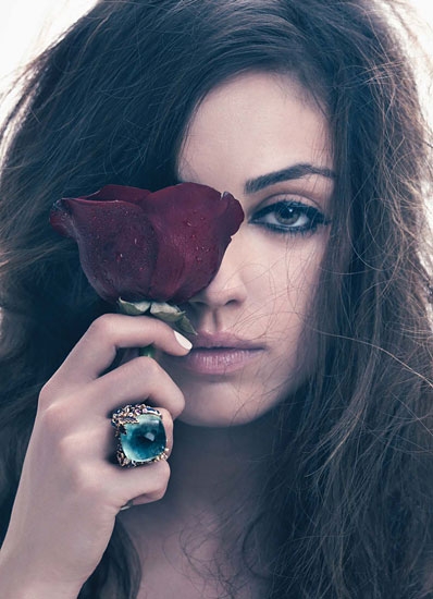 Pillowlipped Ukranian import Mila Kunis has barely breached her late20's