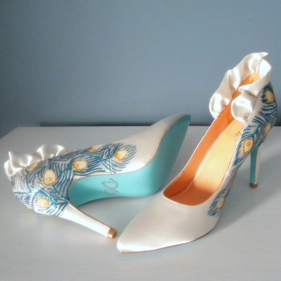 Hollywood Trendy Peacock Feather Shoes