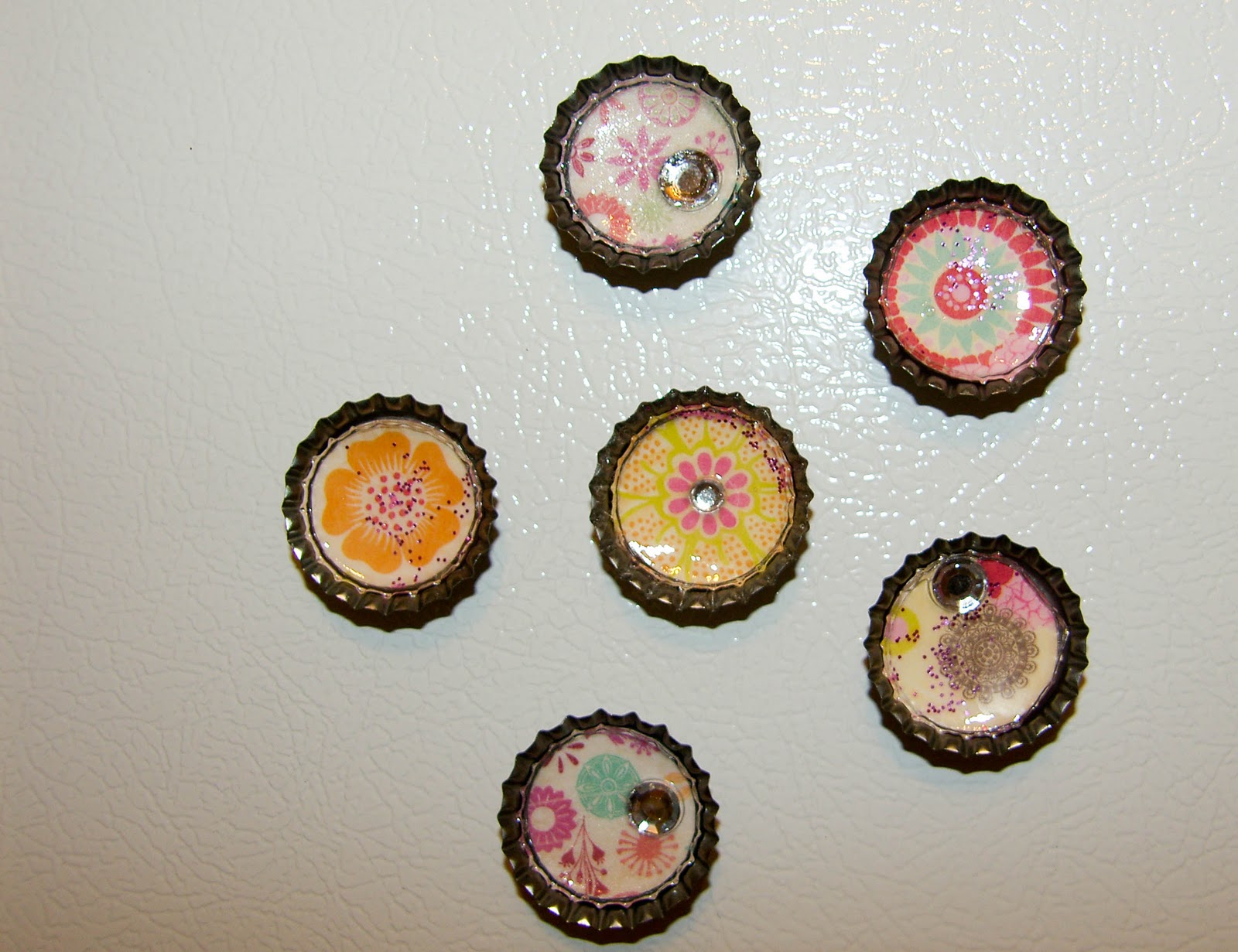 diy bottle cap magnets bottle cap magnets the diy dreamer diy bottle cap magnets bottle cap magnets the diy dreamer