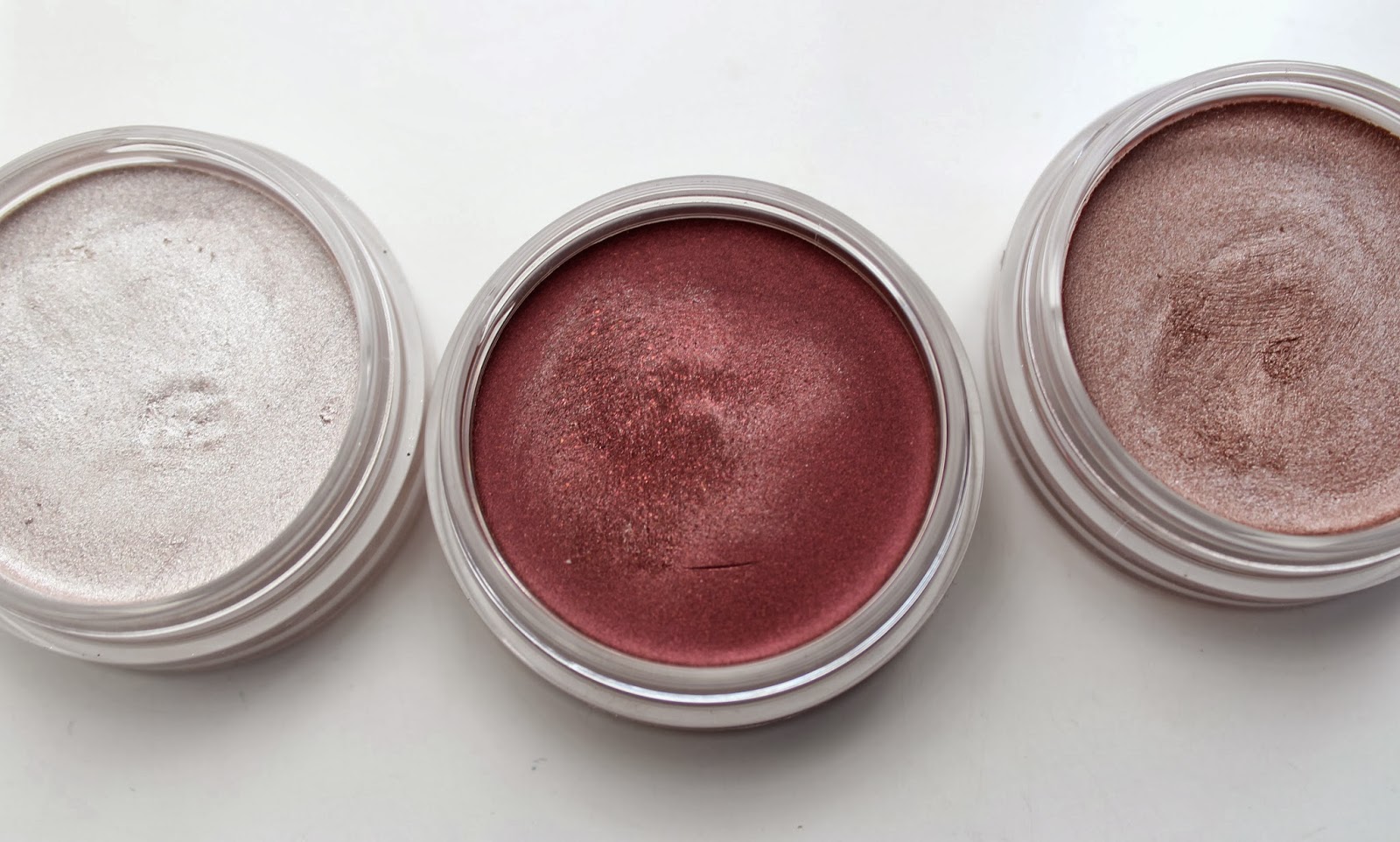 Bourjois Colour Edition 24 Hour Cream to Powder Eyeshadows LITTLE RED