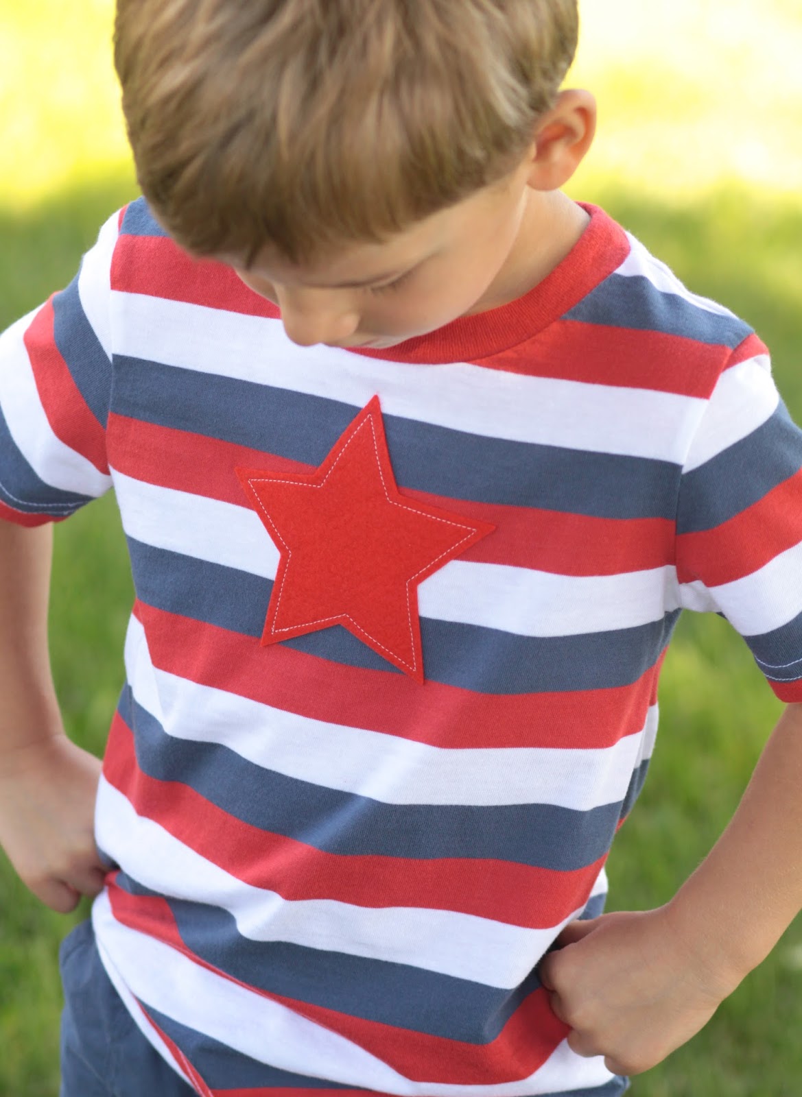 Felt Star Shirt DIY // Benzie