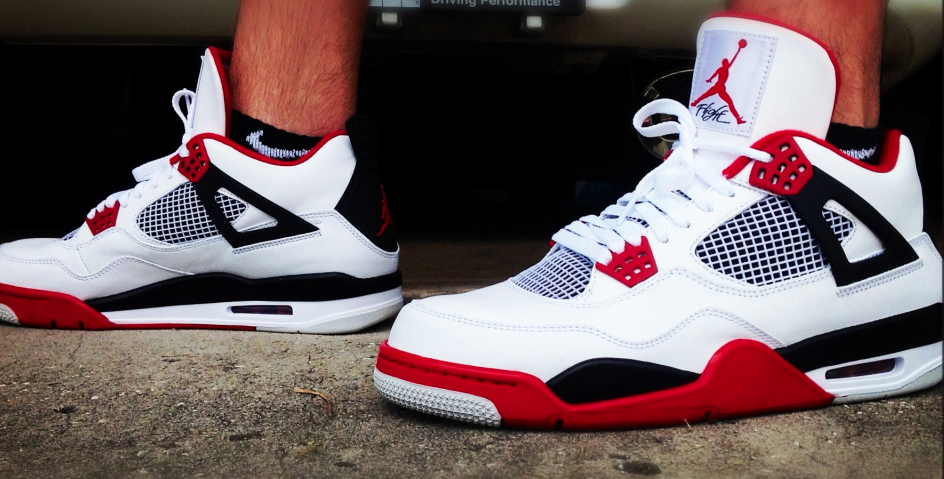 michael jordan wearing fire red 4s
