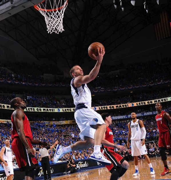 jj barea dunk