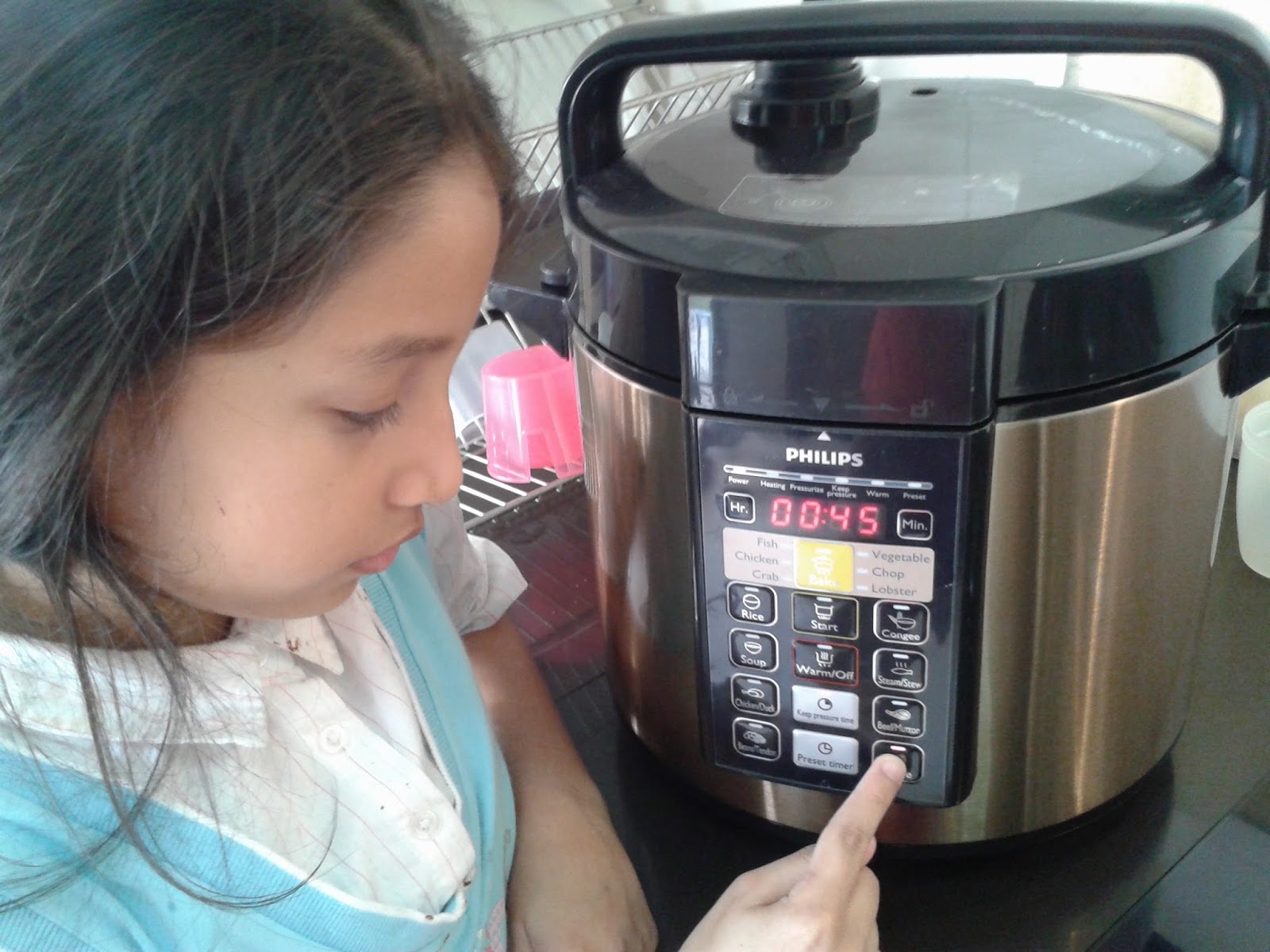 A Cuppa for my thoughts Cake in a pressure cooker?! (Philips)