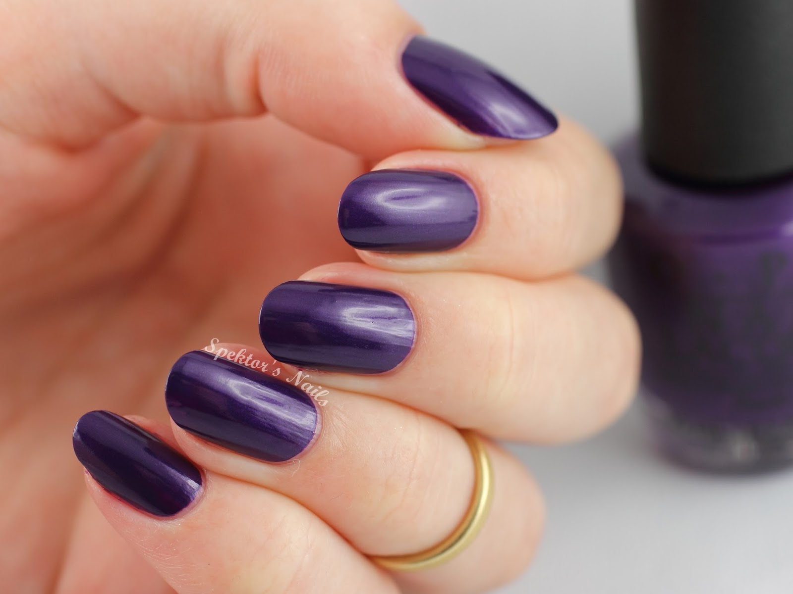 OPI Holiday 2014 I Carol About You